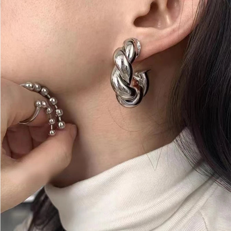 مجوهرات عصرية بتصميم رائع، أقراط حلقية كبيرة وسميكة رائجة البيع للنساء والفتيات، إكسسوارات أذن رائجة ومحبوبة.