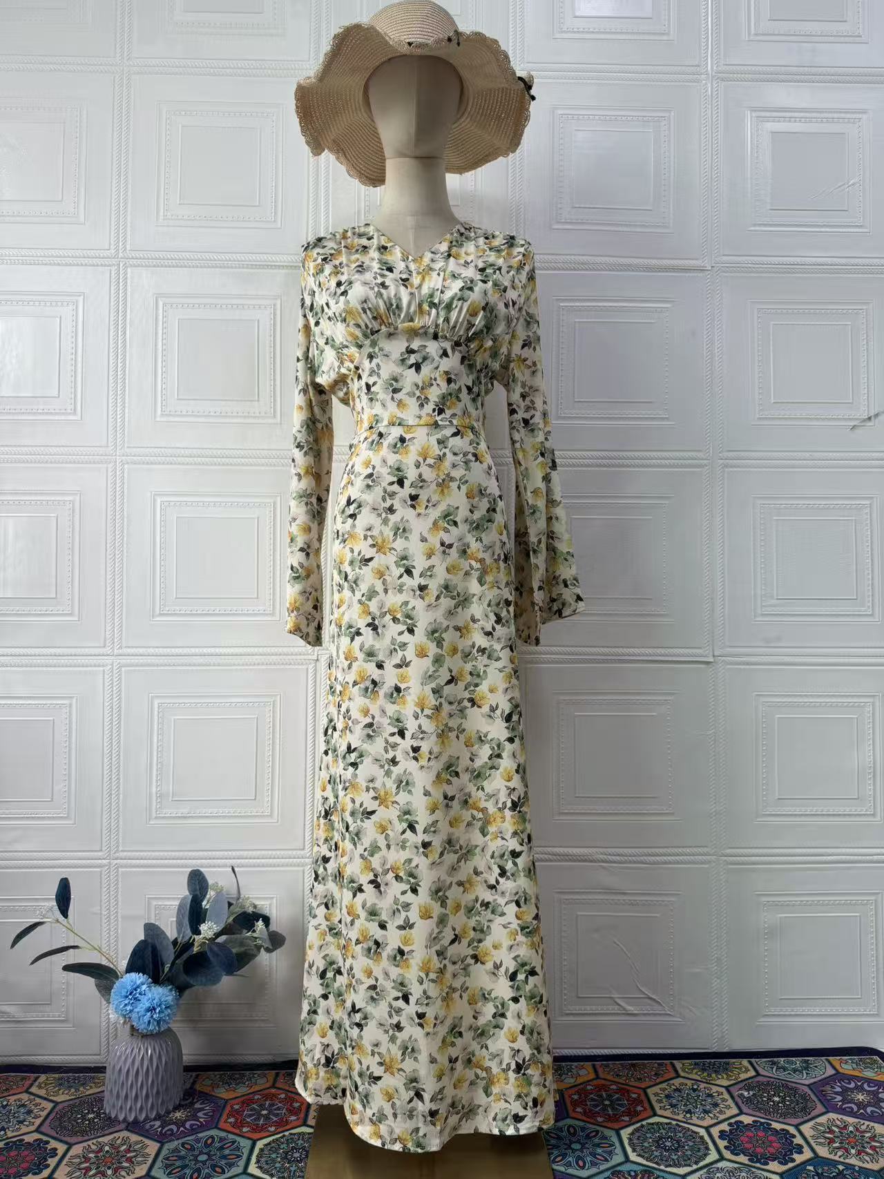 Elegant Soft Floral Summer Long Sleeve Maxi Dress for Women