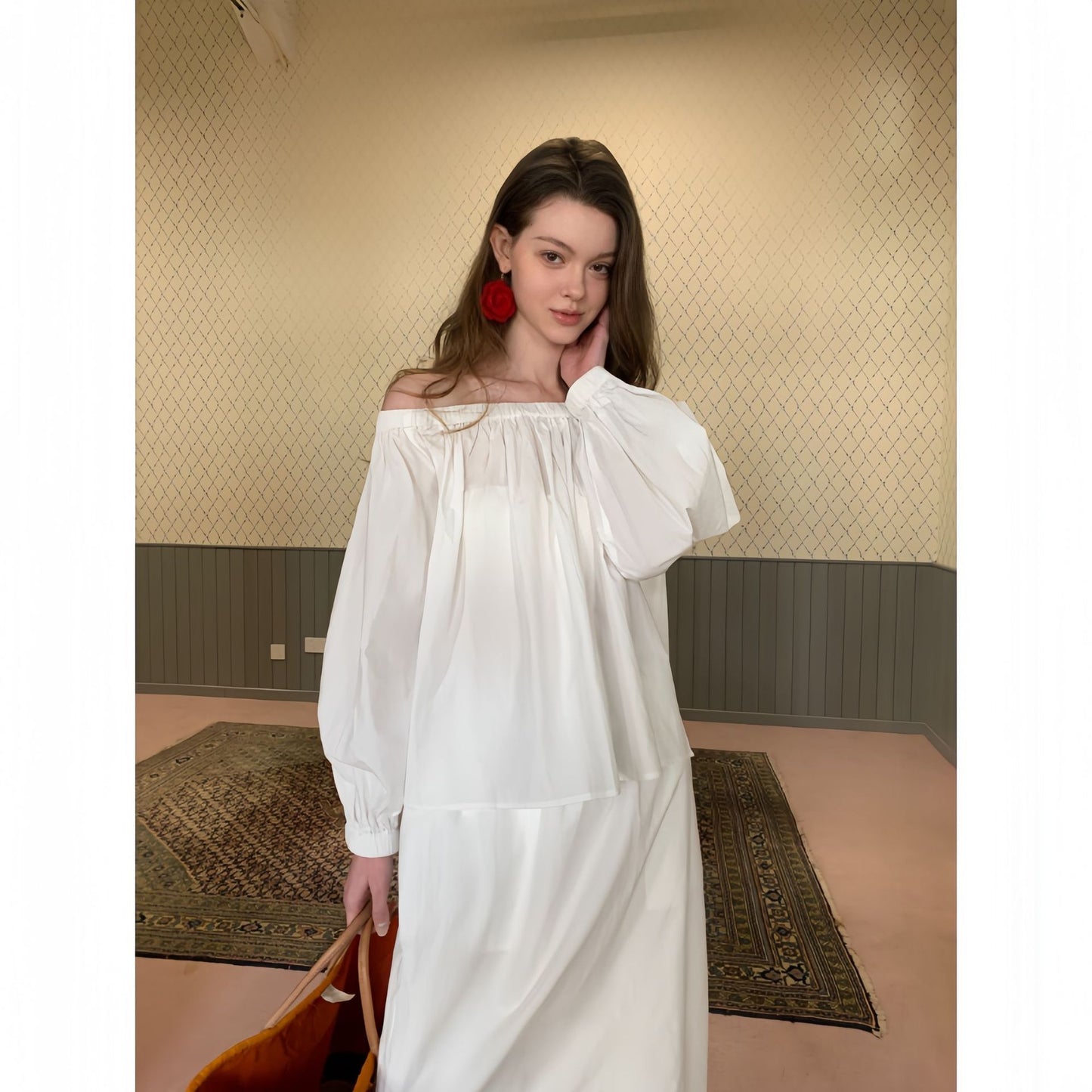 One shoulder top for women