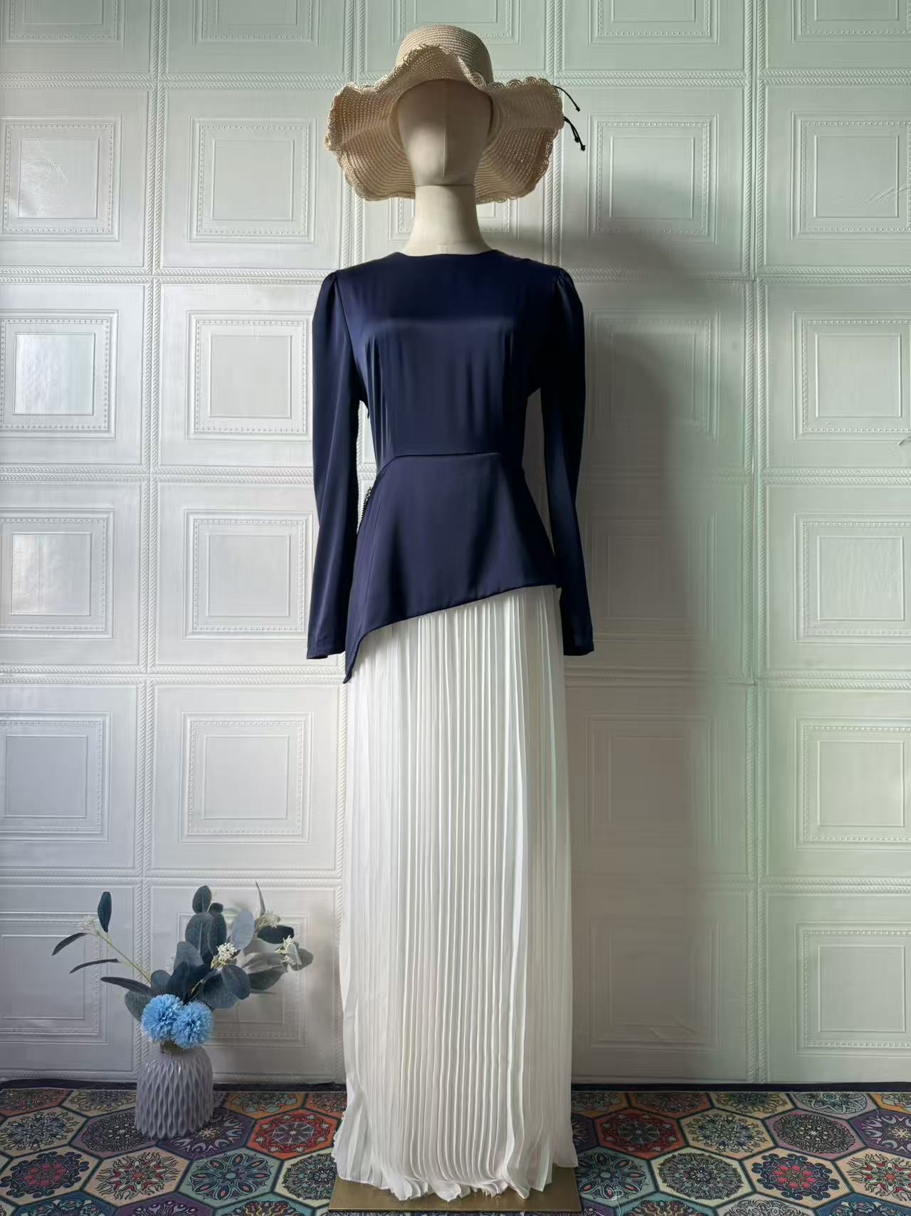 Elegant Long Sleeve Dress for Women Floor Length Lightweight Summer Style