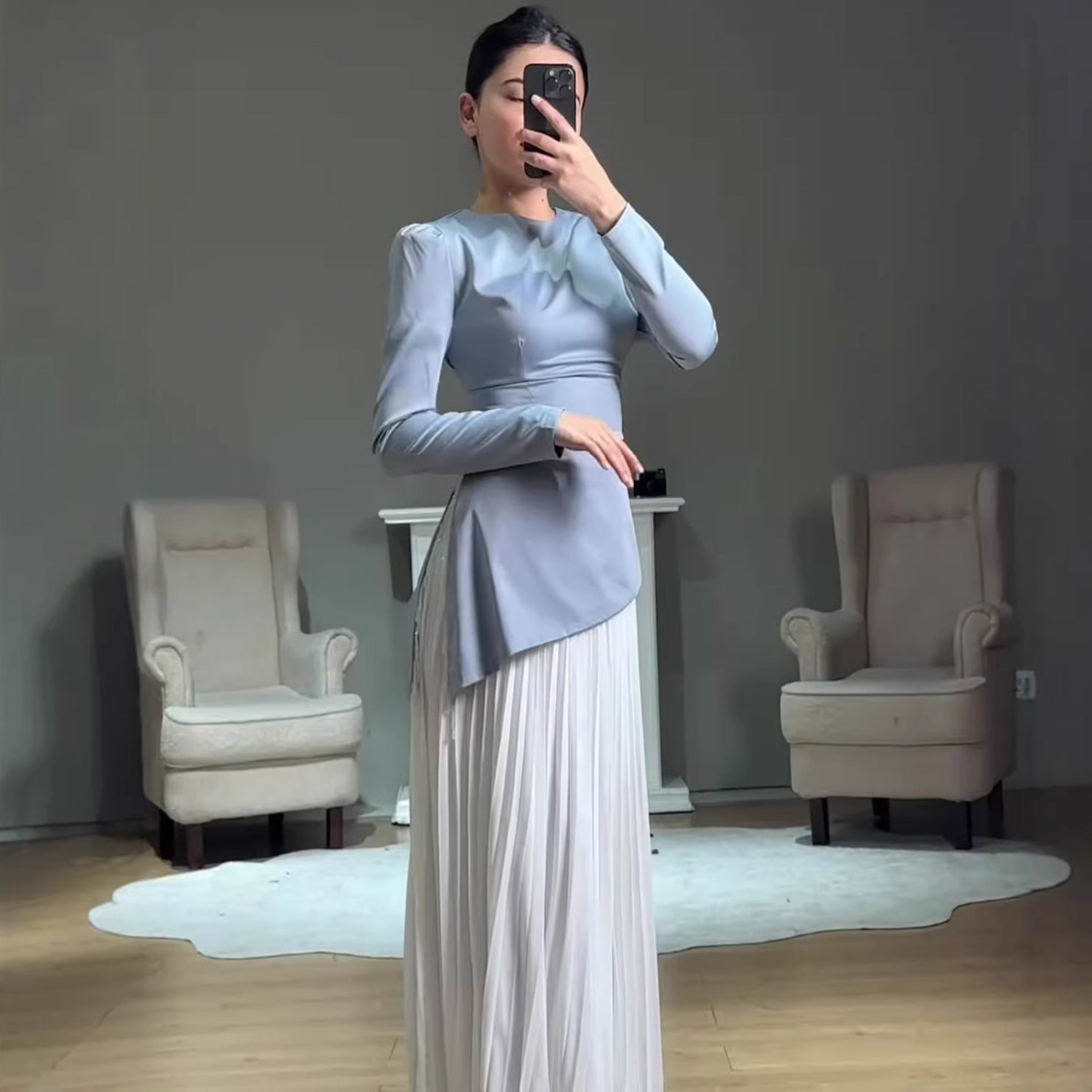 Elegant Long Sleeve Dress for Women Floor Length Lightweight Summer Style